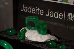 Imperial Jadeit Jade.jpg