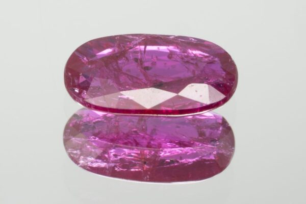 Rubin, oval 1,79ct