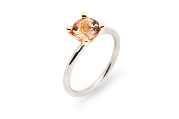 Ring mit einem Turmalin aus Weißgold und Roségold